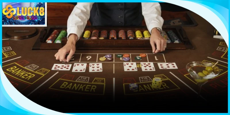Giao diện theo dõi kết quả hiển thị thông tin vô cùng chi tiết hỗ trợ người chơi.